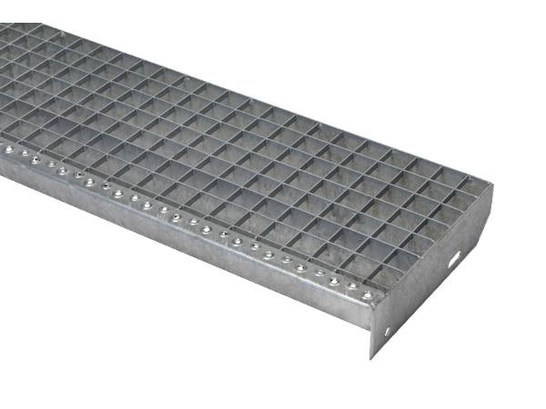 maßgefertigte Treppenstufe